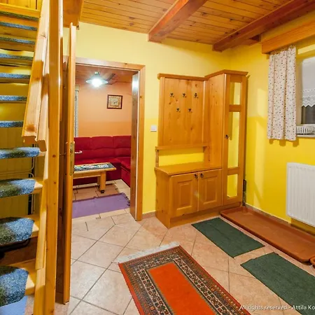 Veverica Apartman *