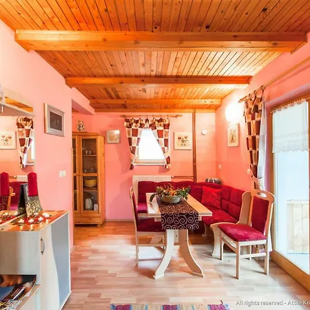 Veverica Apartman