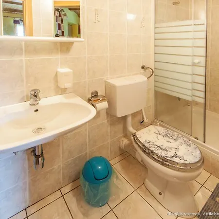Veverica Apartman *